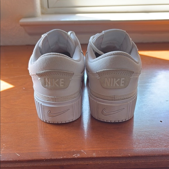 Nike Court Legacy Lift Women’s - Picture 2 of 6